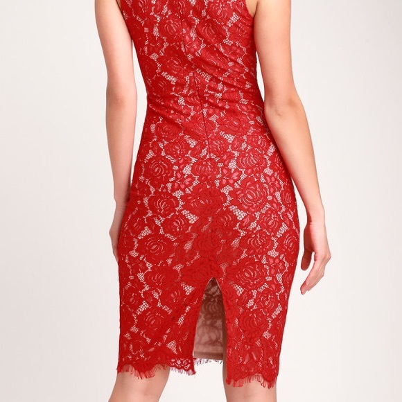 Lulu’s Red Lace - Picture 2 of 6